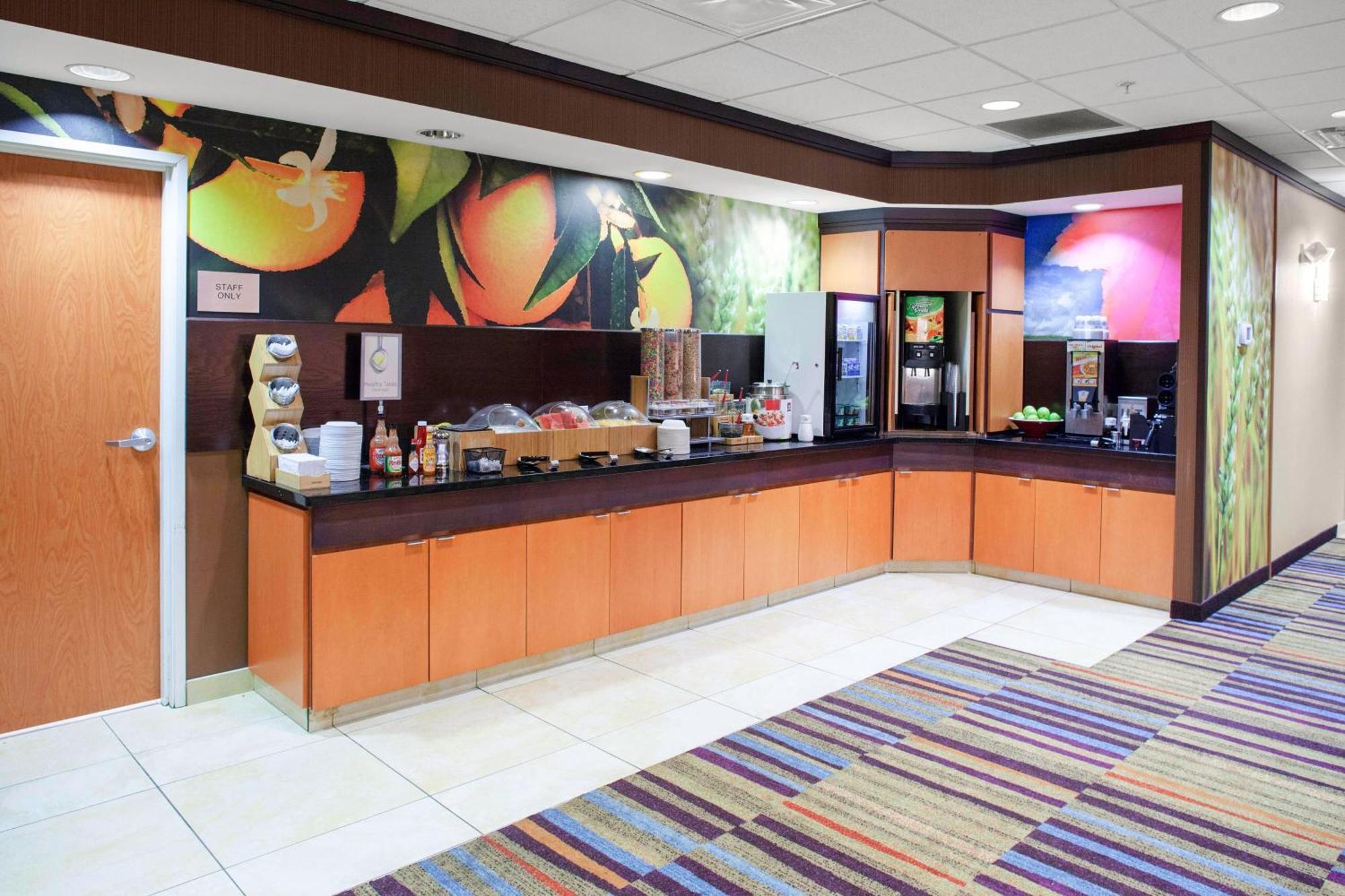 Fairfield Inn And Suites By Marriott Seymour Ngoại thất bức ảnh
